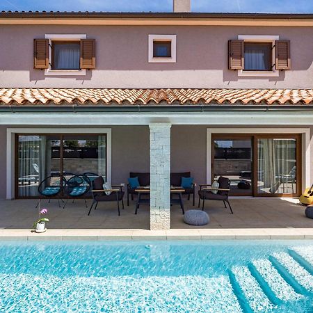 Villa Roma Near Pula For 6 People With Private Pool Jadreški Buitenkant foto